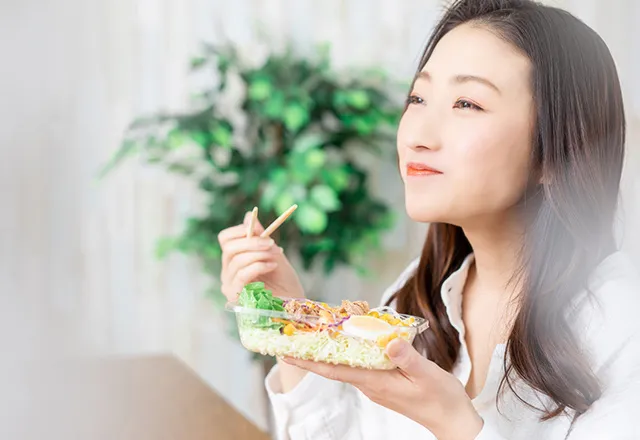 よく噛んで食べる